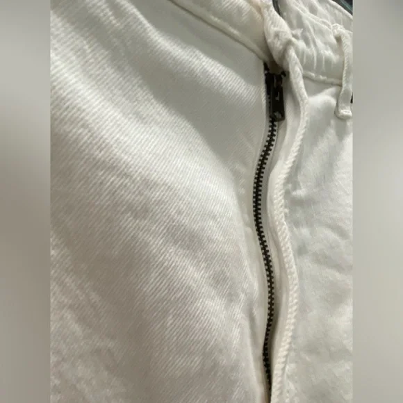 White jeans - Picture 3 of 8